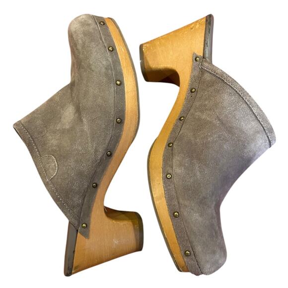 AMERICAN EAGLE OUTFITTERS Taupe Beige Suede Leather Clogs Women's Size 10 - Picture 5 of 7